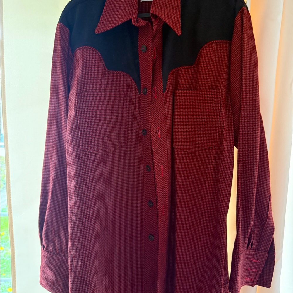 Red and Black Casual Button Down Shirt with Western Flair